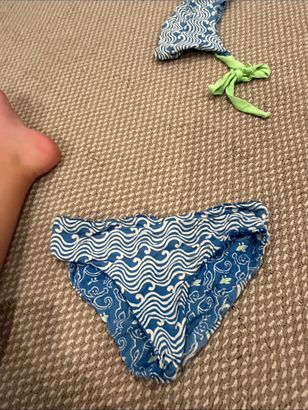 N/A blue patterned